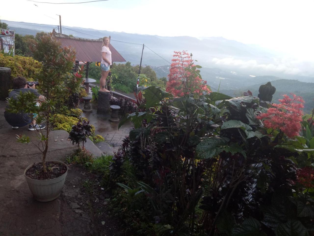 Puri Sunset Homestay Мундук Экстерьер фото